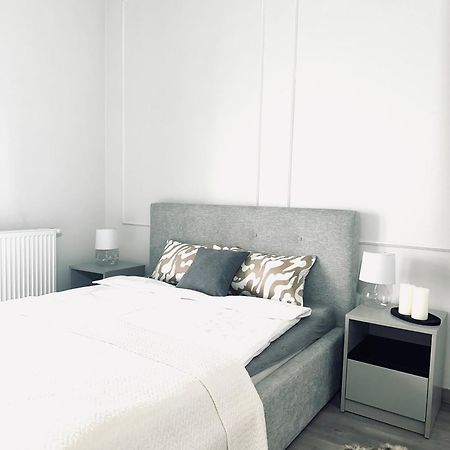 Male Garbary 8 Apartment พอซนาน ภายนอก รูปภาพ