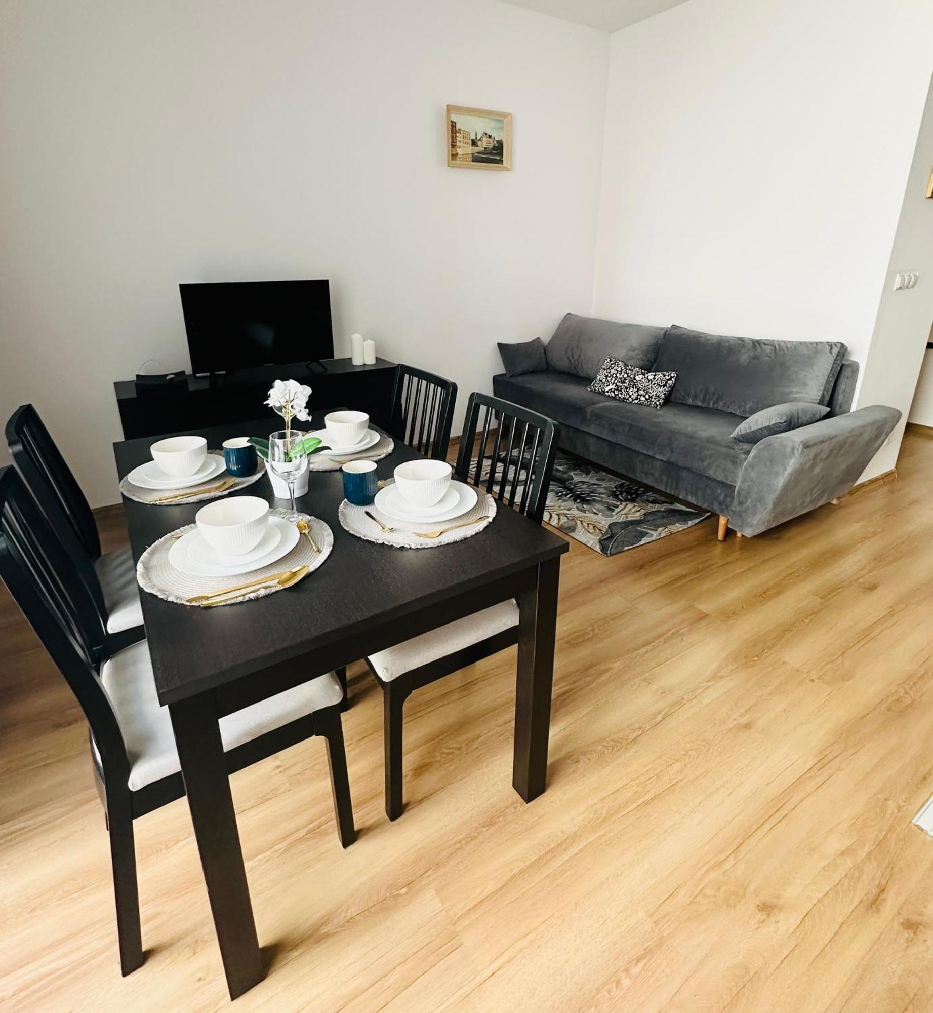 Male Garbary 8 Apartment พอซนาน ภายนอก รูปภาพ